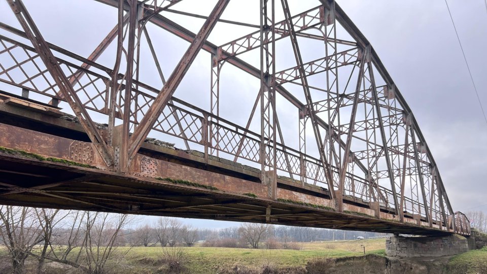 Soluții pentru rezolvarea problemei traficului rutier din zona Hărman - Podu Oltului