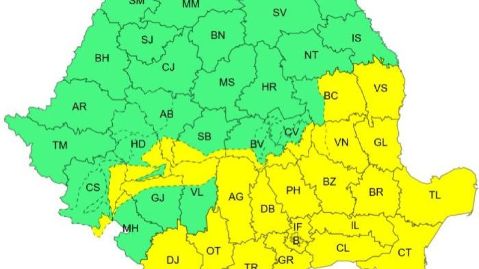Cod galben de precipitații mixte, ninsori și vânt, în aproape jumătate din țară