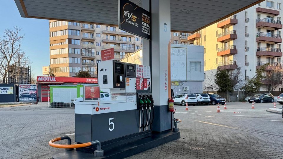 Guvernul va declara situaţie de criză pe piaţa carburanţilor cel puţin pentru şase luni