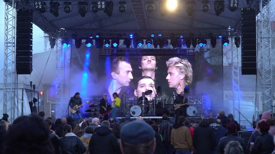 VIDEO Concert dedicat fanilor trupei Queen, vineri, în centrul Brașovului