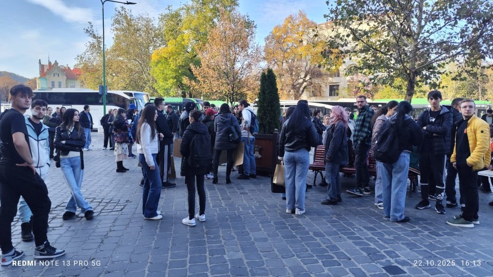 "Peste 50 de lei lunar diferență pierdută la decontarea navetei" - reclamația unui student navetist