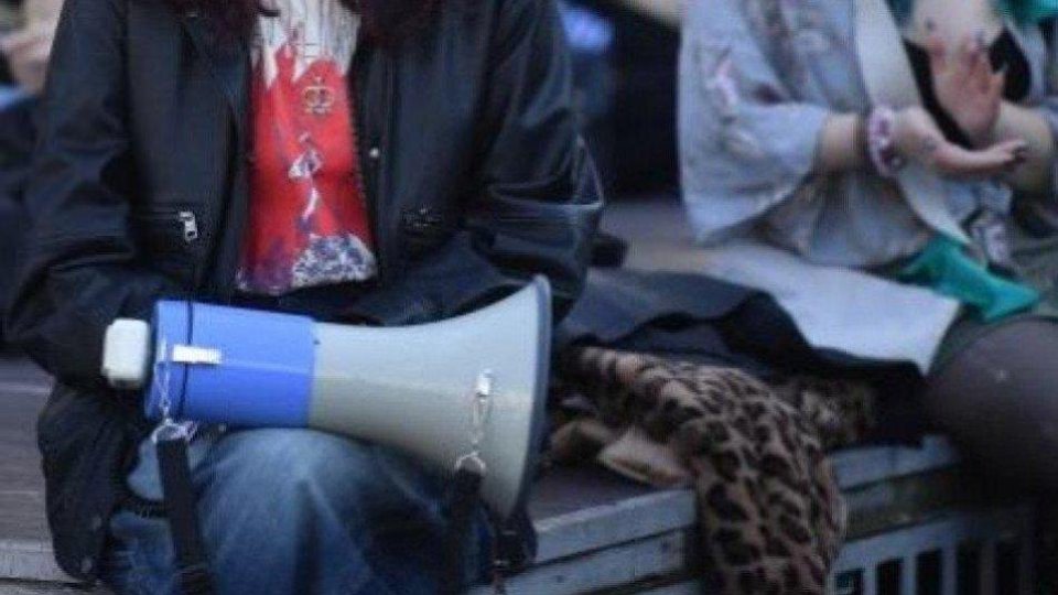 Protest al profesorilor, la Palatul Cotroceni, faţă de măsurile luate de guvern