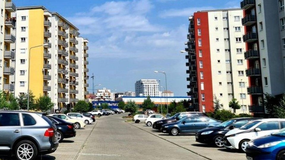 Tot mai puține tranzacții pe piața imobiliară din Brașov