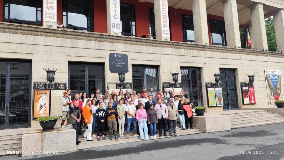 „Un 10 pentru Bac” și „Trupe de teatru în licee”