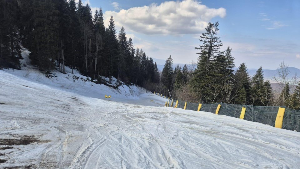 Ultimul weekend în care se schiază în Poiana Brașov