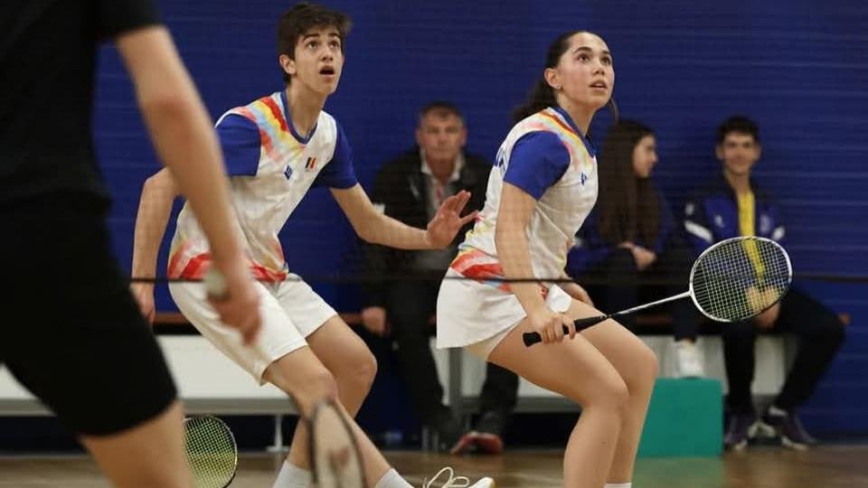 Badminton: Argint pentru juniorii de la Kids Tâmpa, în Ungaria