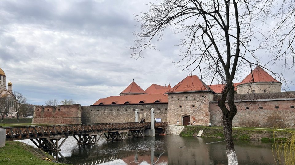 Noi lucrări de restaurare la Cetatea Făgăraș