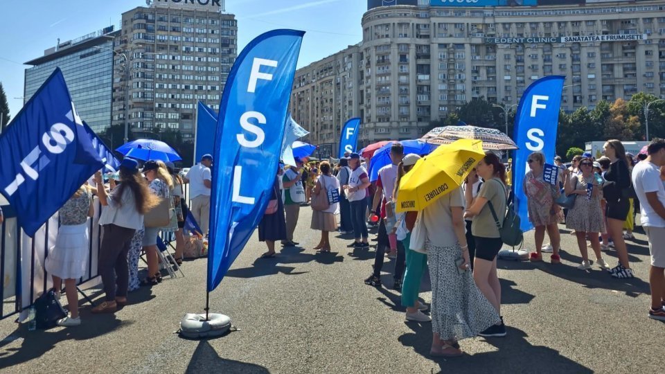 Sindicatele din educaţie organizează un protest în Piaţa Victoriei din capitală