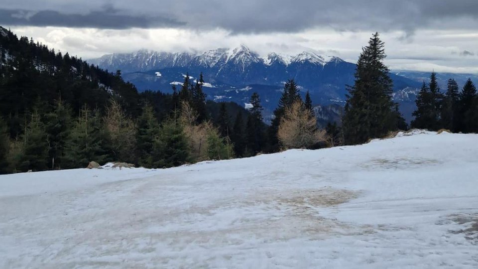 Tarife reduse la transportul pe cablu, în Poiana Brașov. Toate pârtiile sunt deschise