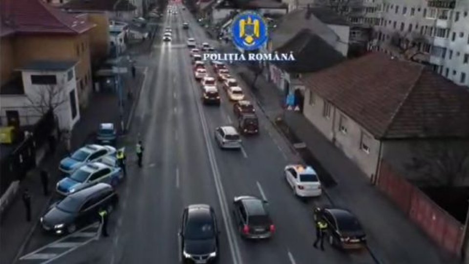 VIDEO Amenzi de 13.000 de lei date de polițiști în zona comercială din cartierul Tractorul