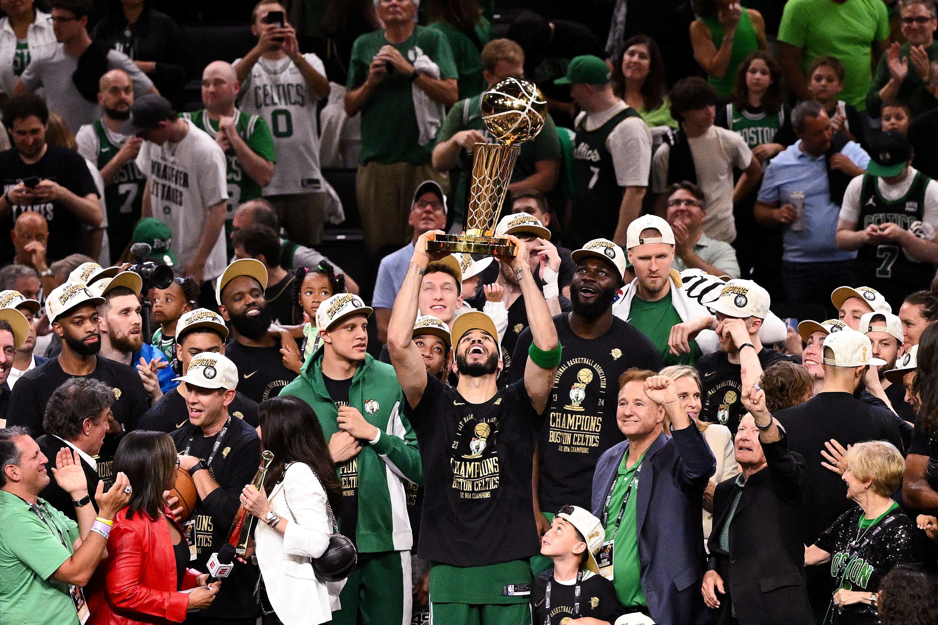 BASKETBALL-NBA-BOS-DAL-CHAMPIONS