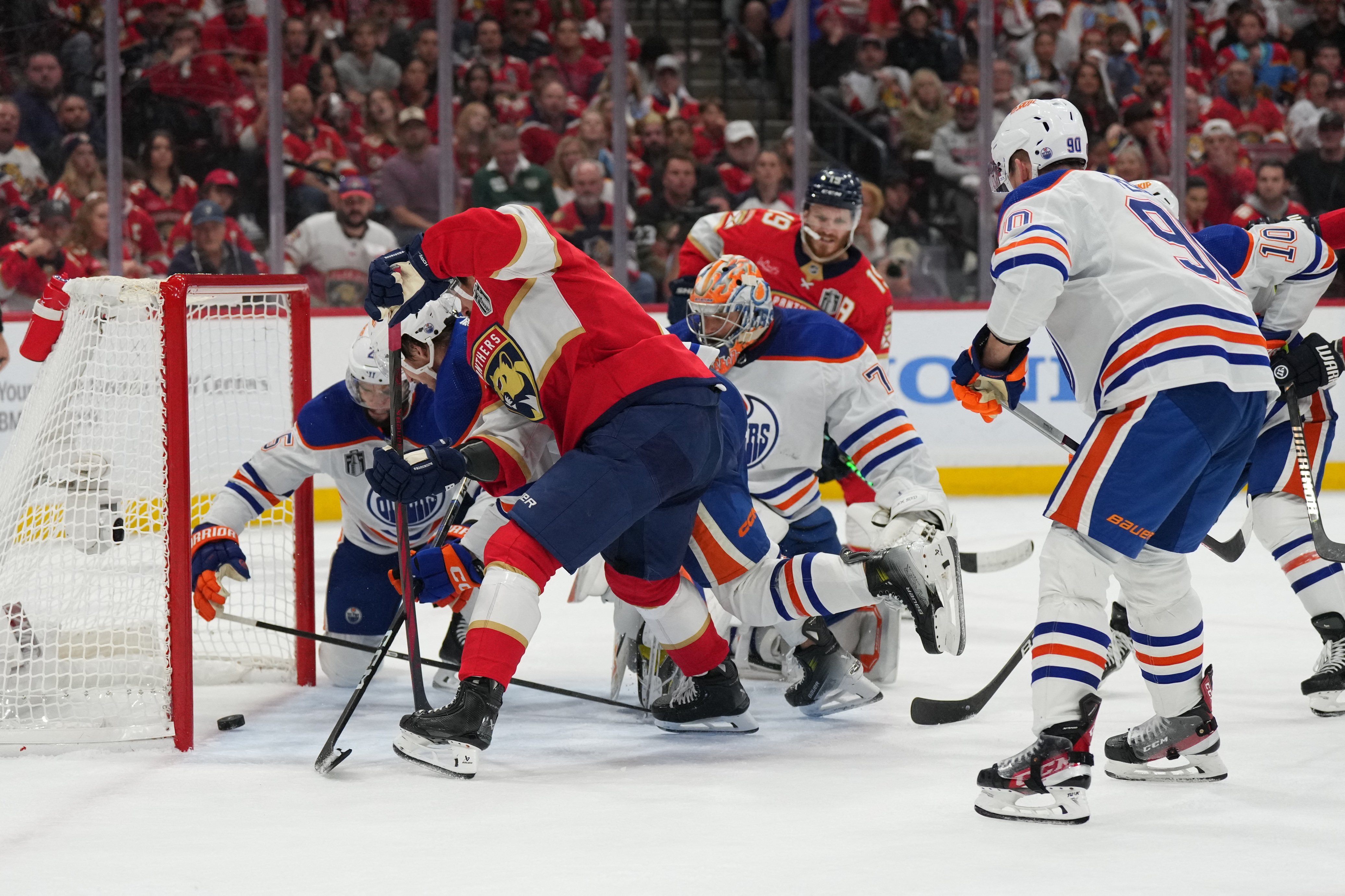 NHL-STANLEY-CUP-FINAL-EDMONTON-OILERS-AT-FLORIDA-PANTHERS