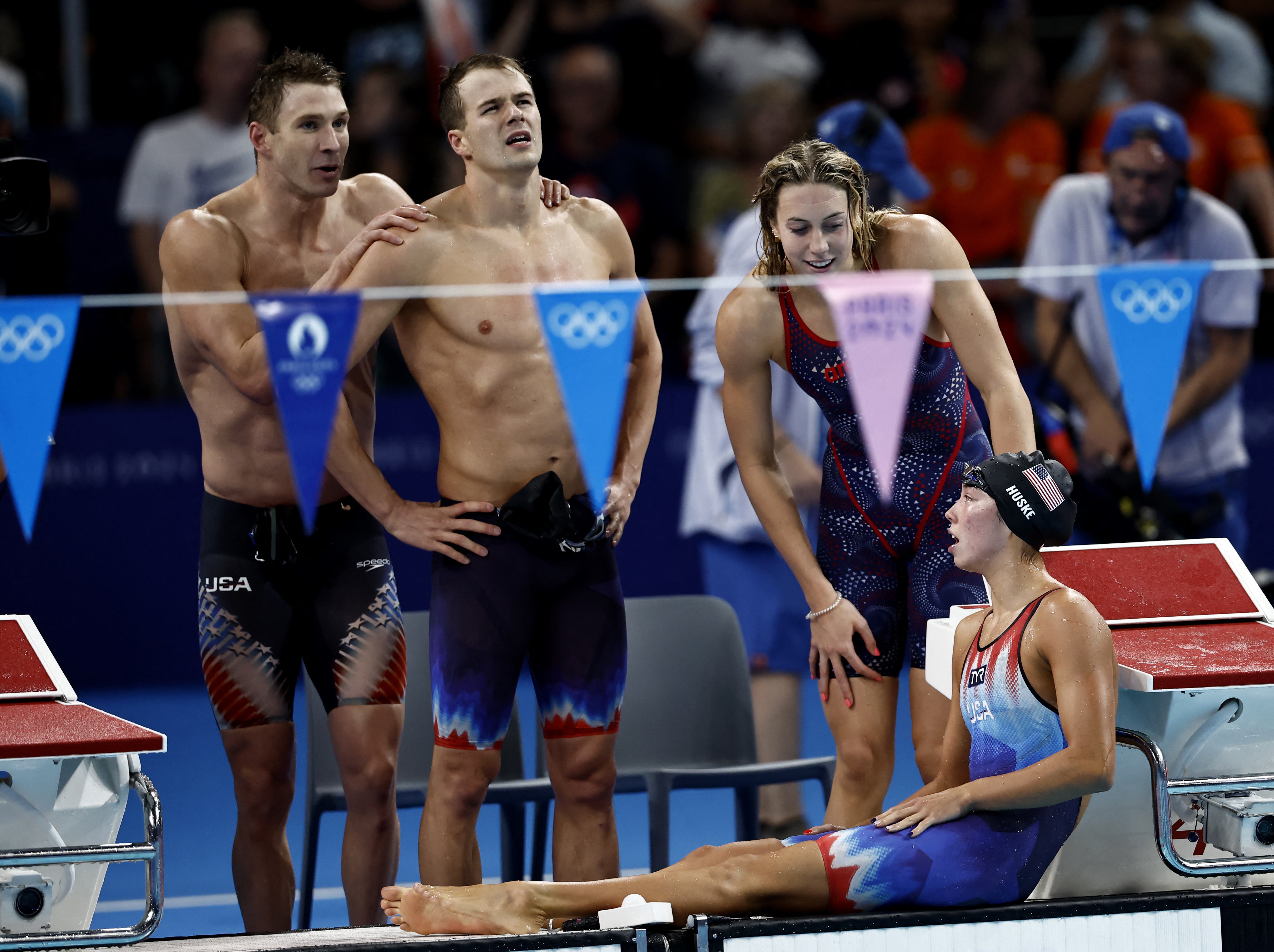 PARIS 2024 – Nataţie: Aur şi record mondial pentru SUA în proba de 4x100 metri mixt