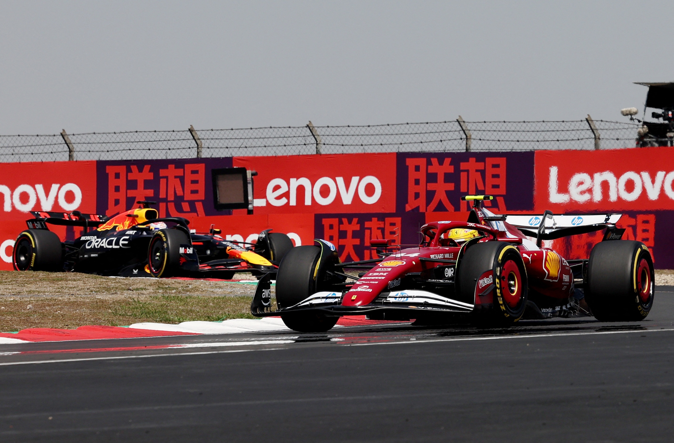 Formula 1: Hamilton a câştigat cursa de sprint în China